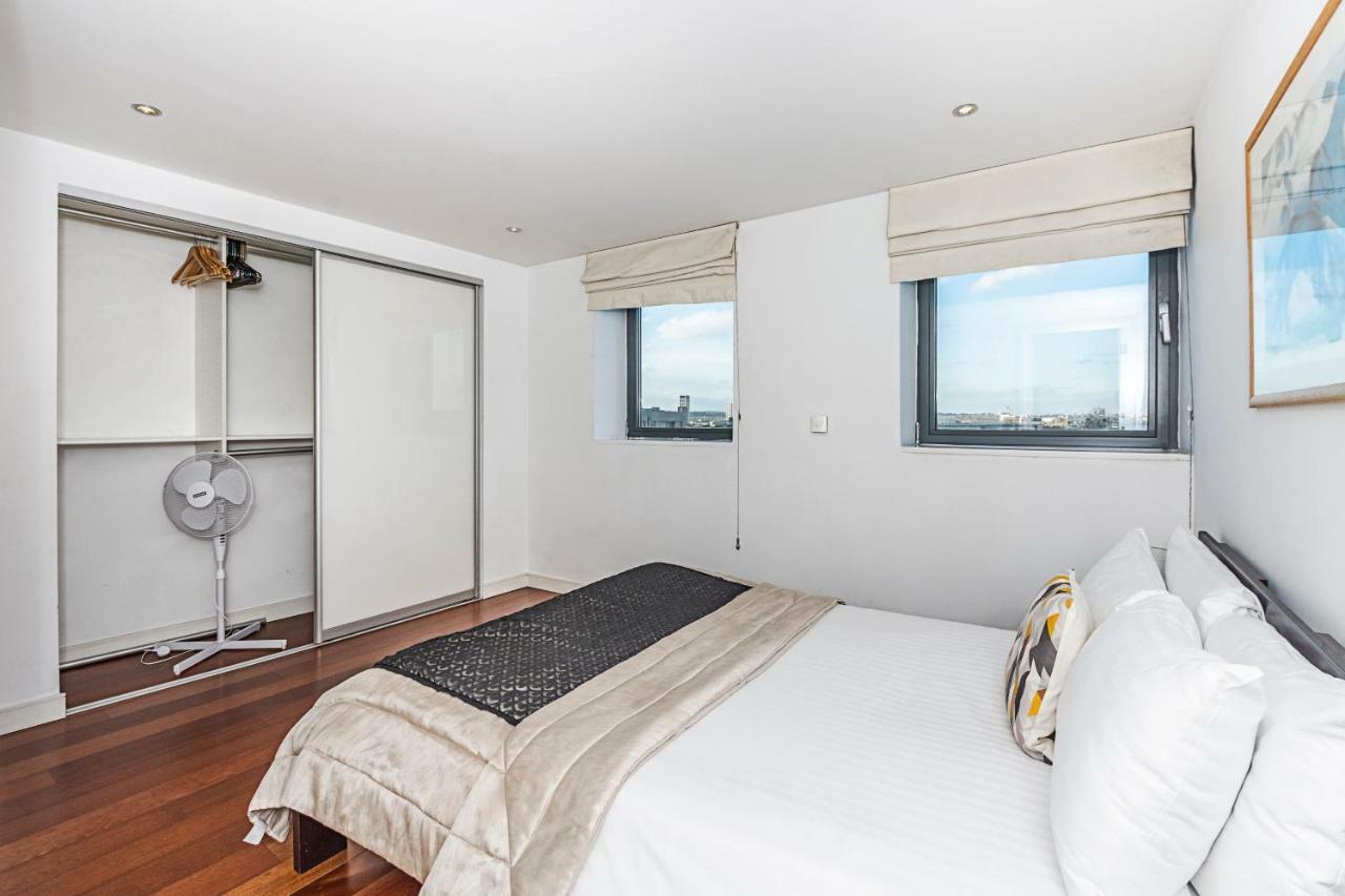 Splendid 3 Bedroom Apartment In Angel/Kings Cross London Bagian luar foto