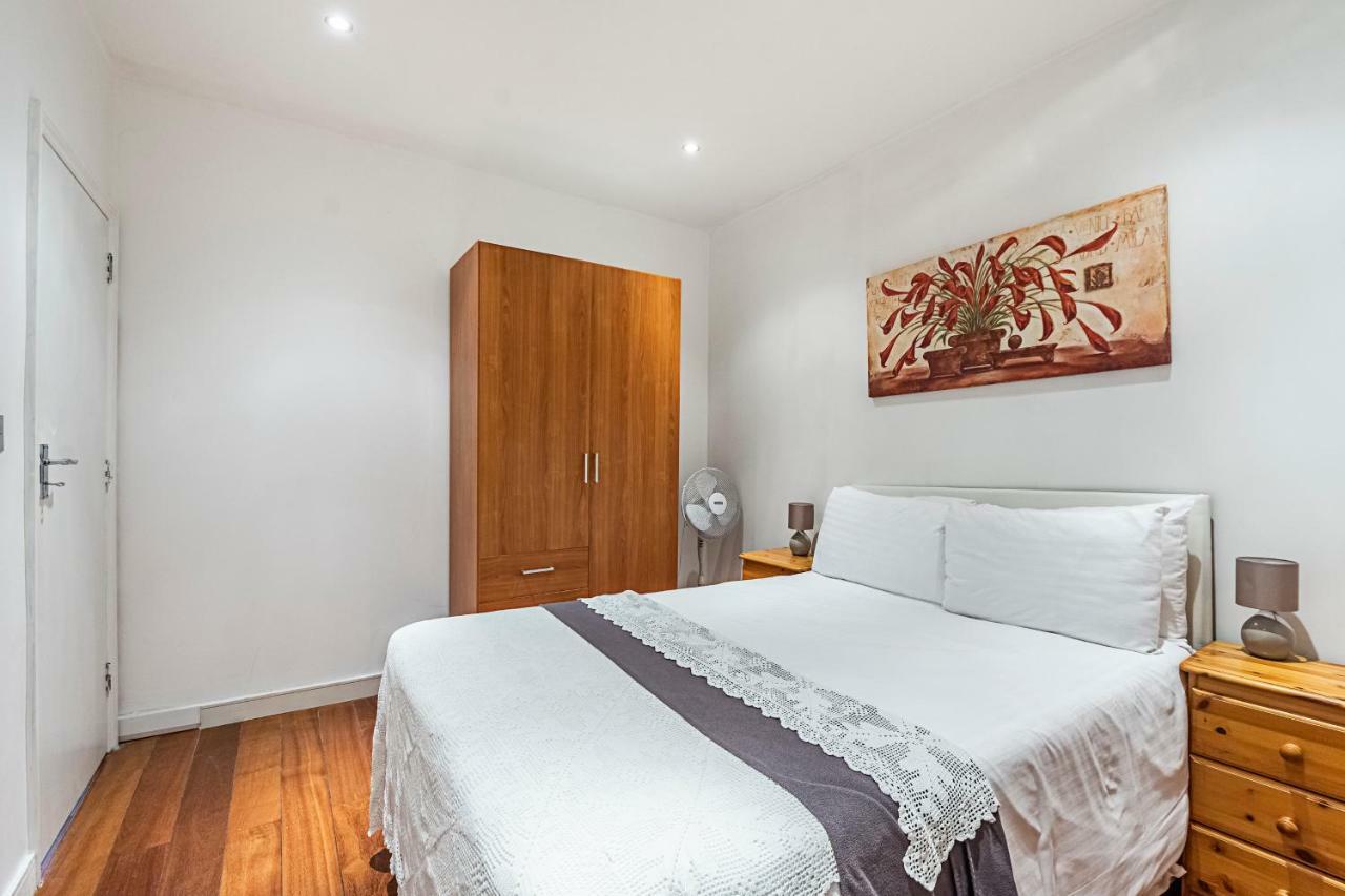 Splendid 3 Bedroom Apartment In Angel/Kings Cross London Bagian luar foto